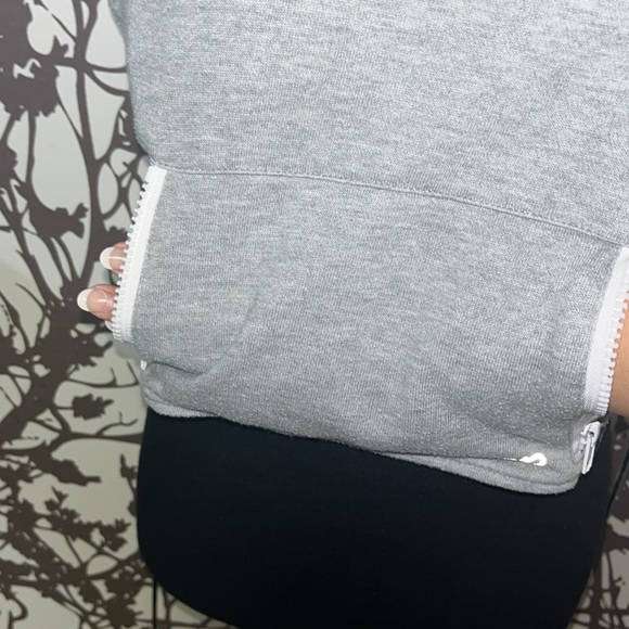 INFINITE PERFORMANCE BRKLYN S Grey Pullover Sleeveless Hooded w/Pocket NWOT $30 - Picture 5 of 13